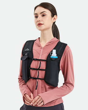 Running vest Designed for Comfort, Storage &amp; Performance | STRYQ