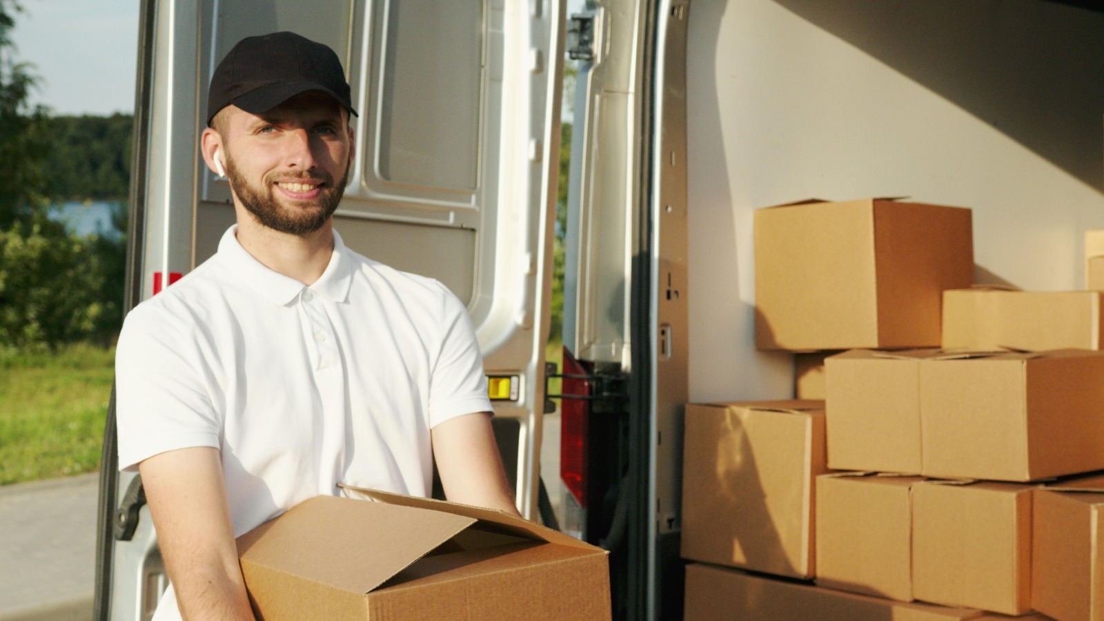Reliable Pickup and Delivery Phoenix for Home and Office