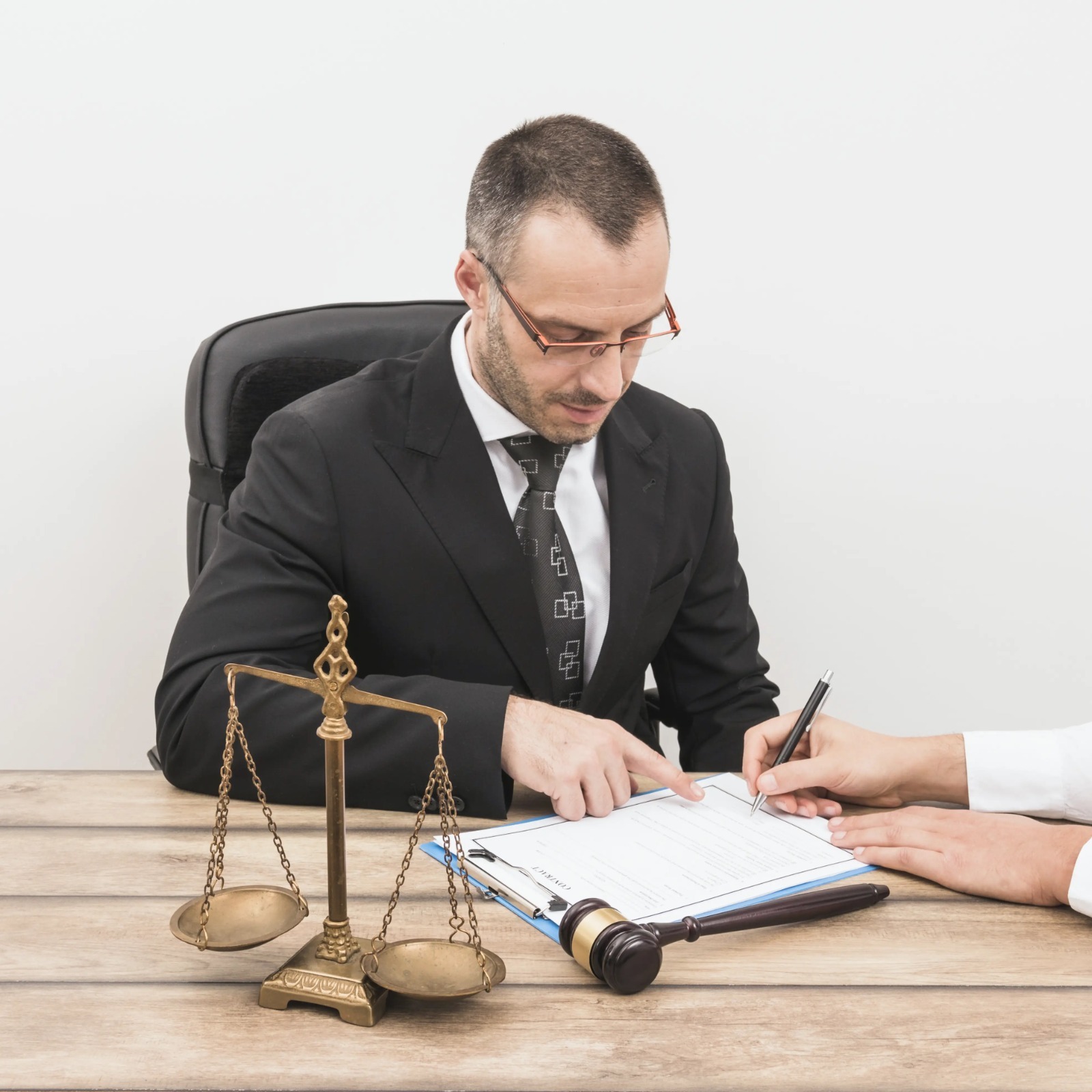 Supreme Court lawyers for Strategic Legal Defense and Appeals
